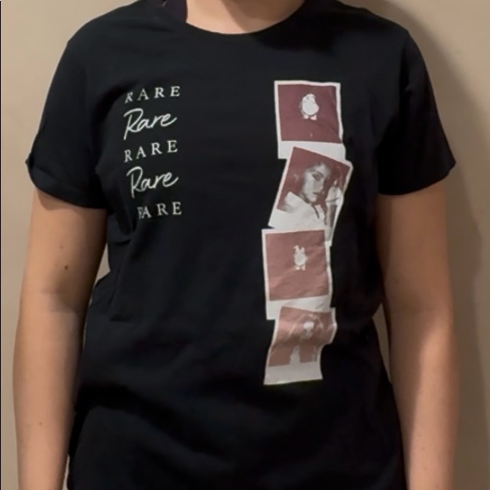 SELENA GOMEZ "RARE" GRAPHIC TEE